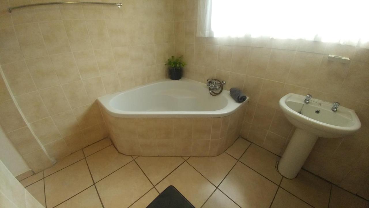 Four Seasons Self-Catering Guest House Graskop Εξωτερικό φωτογραφία